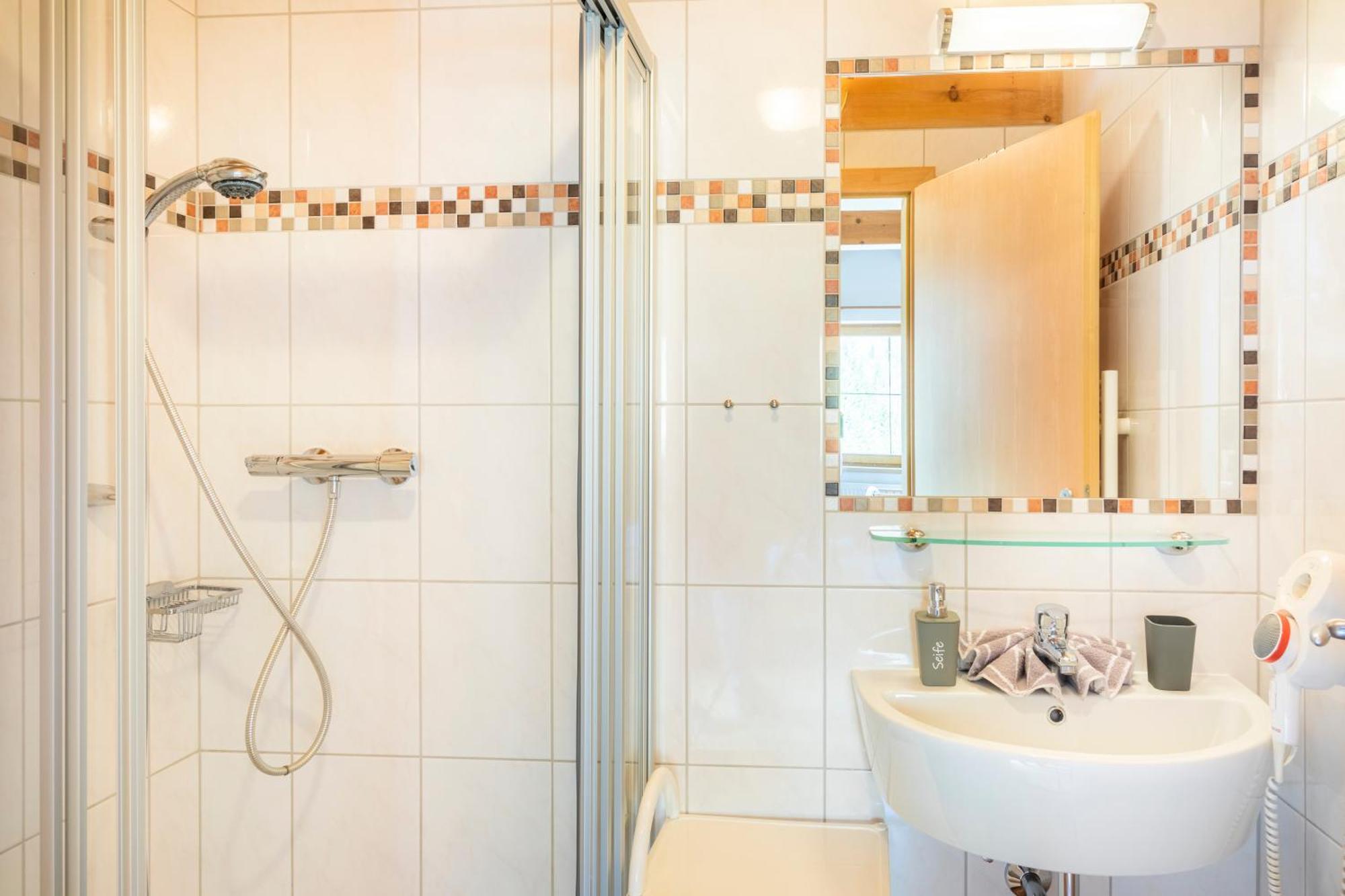 Oeko-Appartements Fallhaus Forstau  Quarto foto